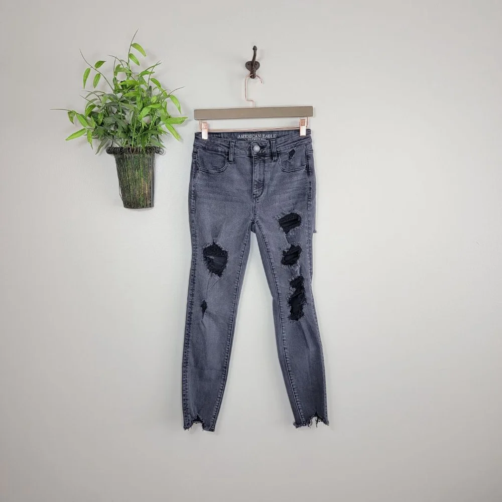American Eagle Hi Rise Jegging Skinny Jeans Distressed Chewed Raw Black AE 4